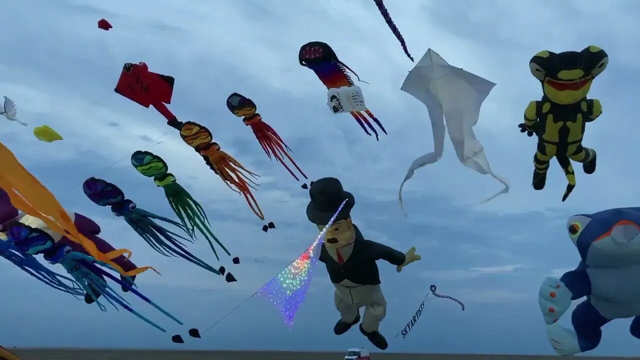 St. Annes International Kite Festival, September