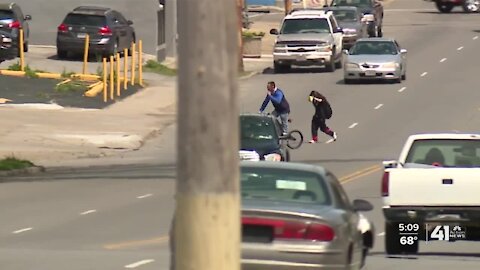 Ordinance could change jaywalking enforcement in Kansas City