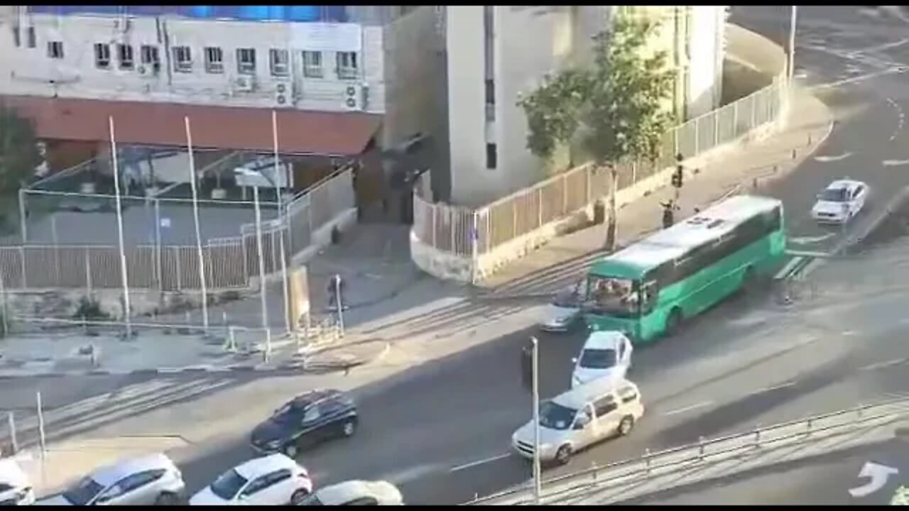 🇮🇱 Duas explosões em um ponto de ônibus em Jerusalém Ocidental deixaram 13 feridos#news #word