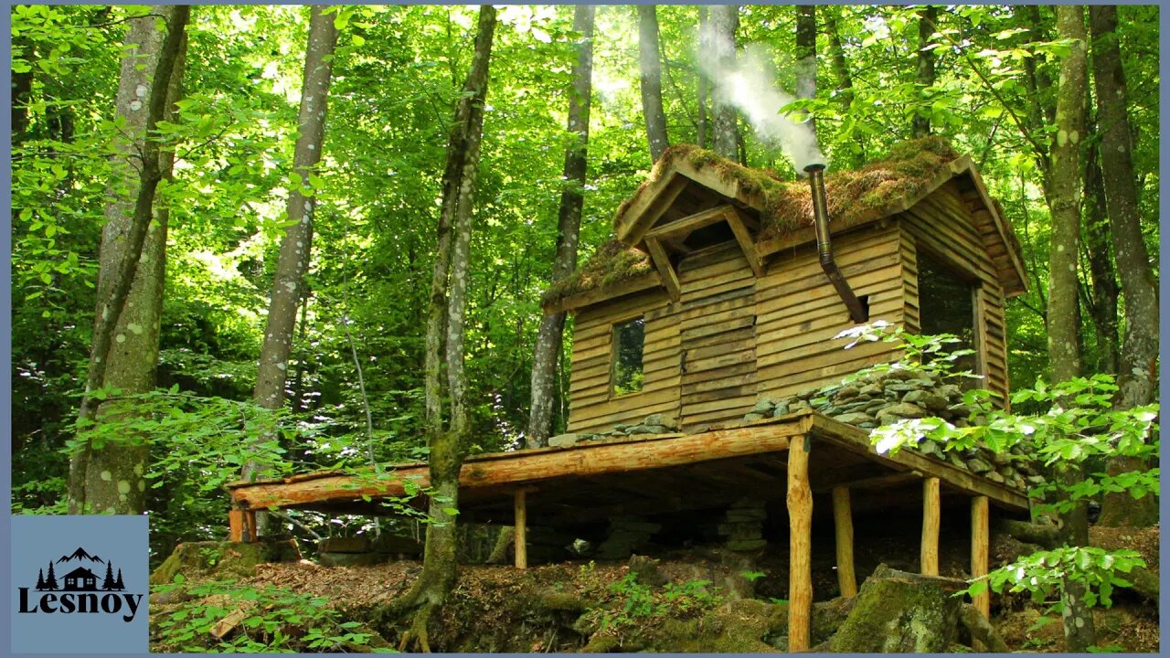 Building a house from pallets. Big movie. Start to finish