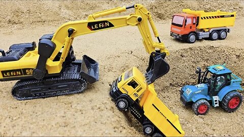 Excavator toys rescue Dump Truck with Tiger