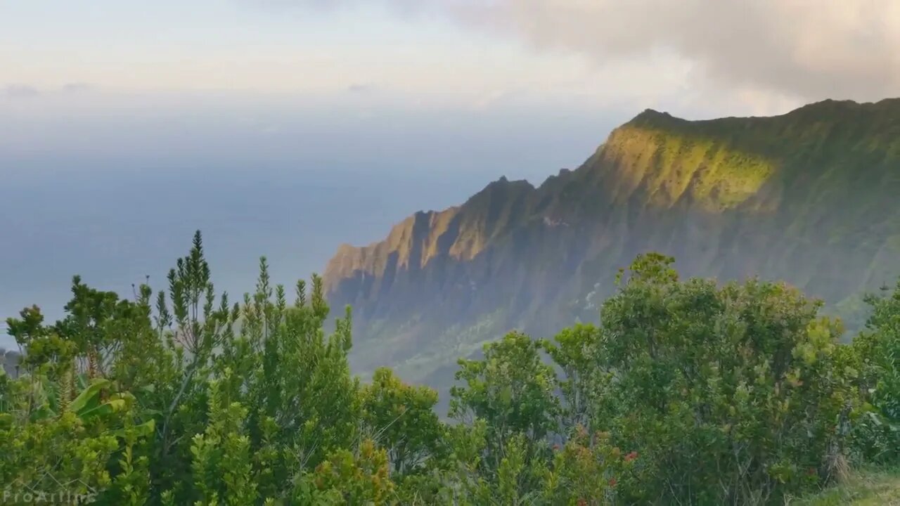 Incredible ! views ! of ! Hawaii's ! tropical ! islands