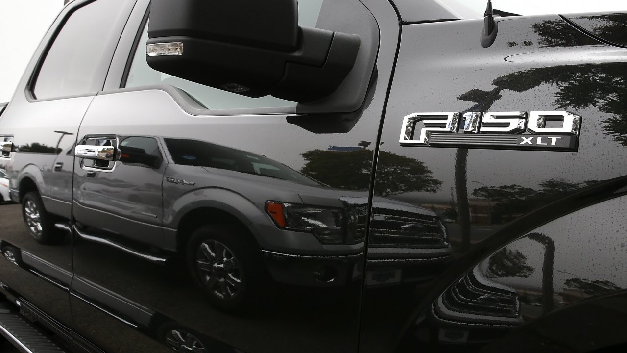 Ford Recalls More Than 800,000 Trucks