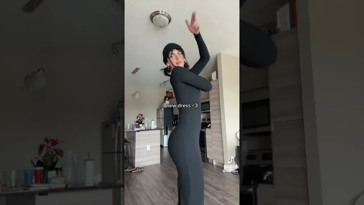 This dress works 🤷🏻‍♂️ #tiktok #dance