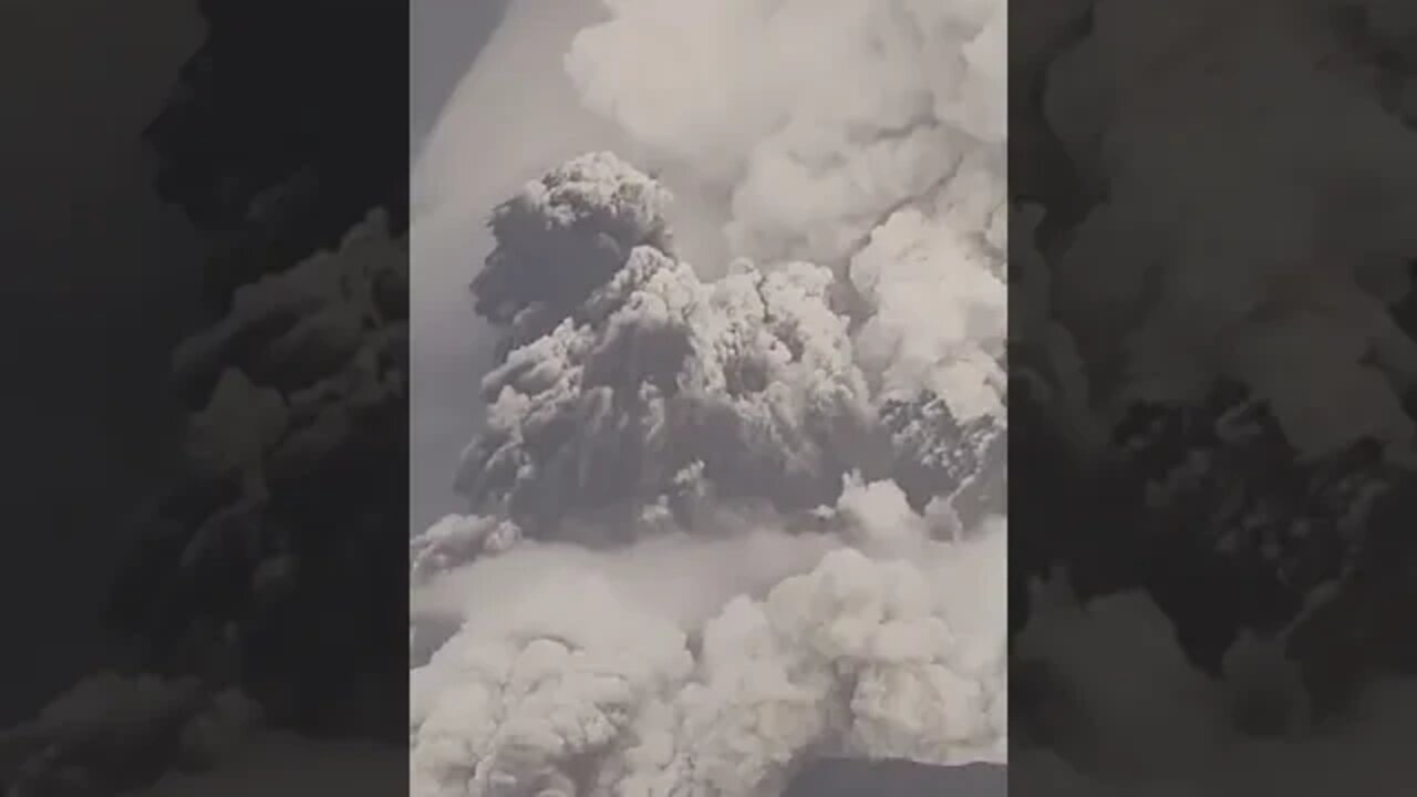 Hunga Tonga volcano eruption has shocked the world!😲🥺 #volcano #viral #shorts #foryou