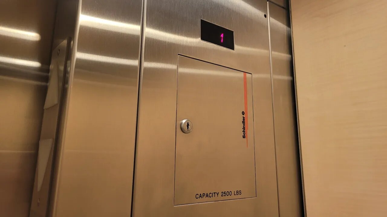 2006 Schindler HT VR 330A Hydraulic Elevator at Neiman Marcus SouthPark Mall (Charlotte, NC)