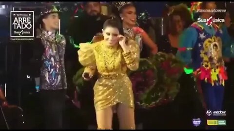 Reação de Juliette quando todos cantam olê olê Lula em show em campina nesta Sexta-feira