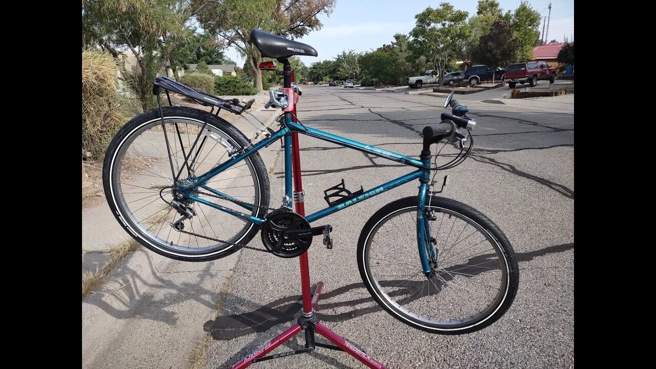 Before and After Raleigh Bicycle 90's - Bosque Mobile Bicycle Repair