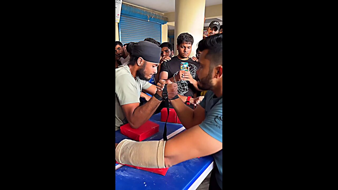 armwrestling compitition
