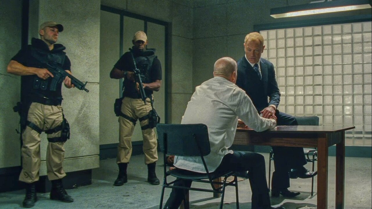 RED 2 (2013) | Frank Moses in FBI interrogation