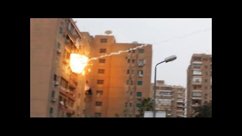 The moment the Russian missile hit a residential building in Kyiv