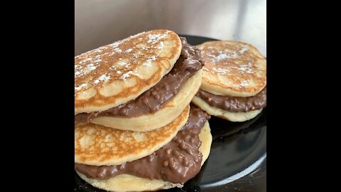 I guess you could call these Malteser Pancake Sandwiches?