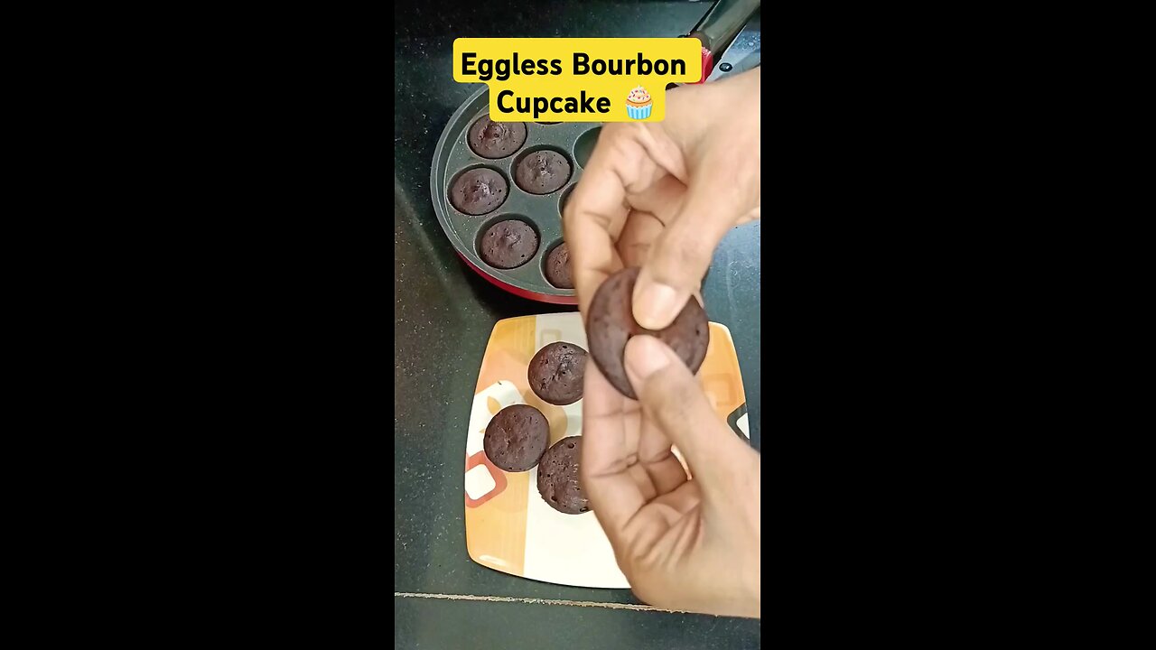 eggless bourbon cupcake recipe