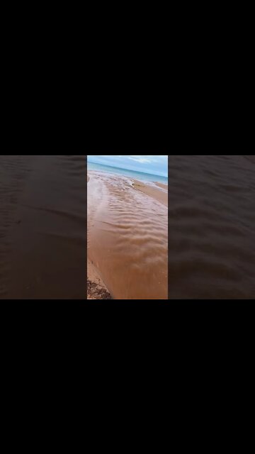Bumpy water on the beach