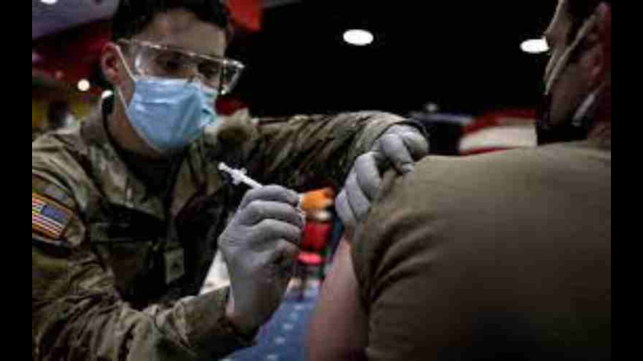 Vaccine Holdouts in the Military Find Support Online