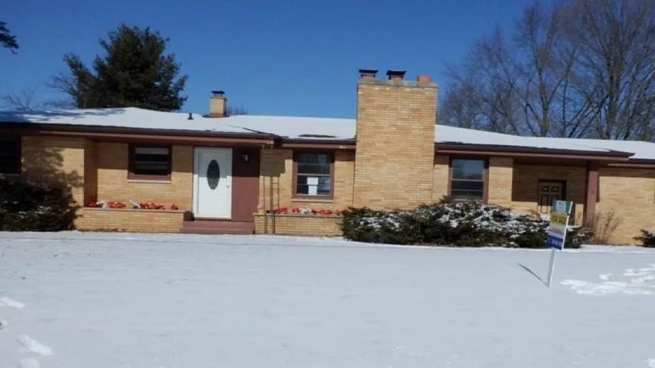 2926 Radcliffe Avenue, Portage, MI Presented by Richard Stewart.