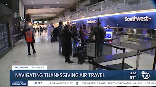 People travel for Thanksgiving at San Diego international Airport