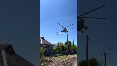 Ukrainian Mi-8MT Low Altitude Fly-by 🇺🇦 #shorts #army #war #russiaukrainewar #chopper