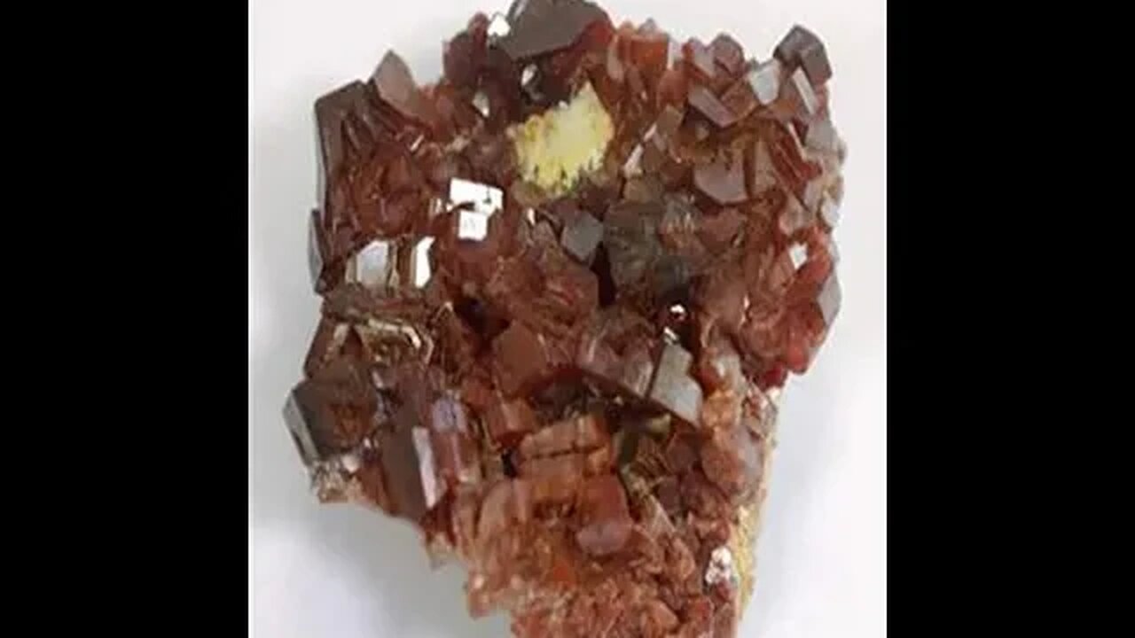 VANANDANITE