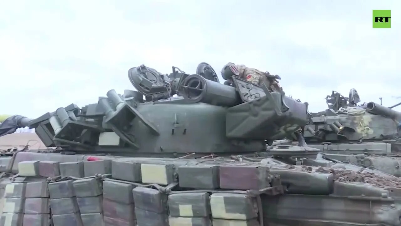 Russian Troops Show A Few Pieces Of Captured Ukrainian T-64BV Tanks Near Chernihiv