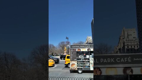 59th Street and 5th Avenue in New York City 2021.