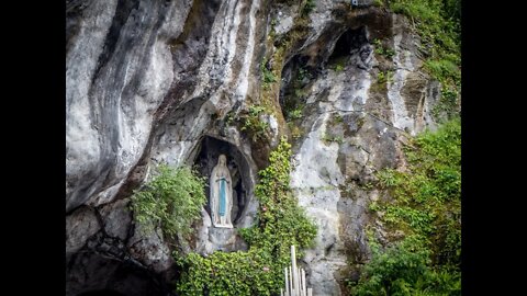 2. Tag Lourdes-Novene