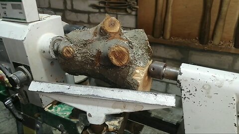 Wormy Log has Turned into a Vase - Woodturning