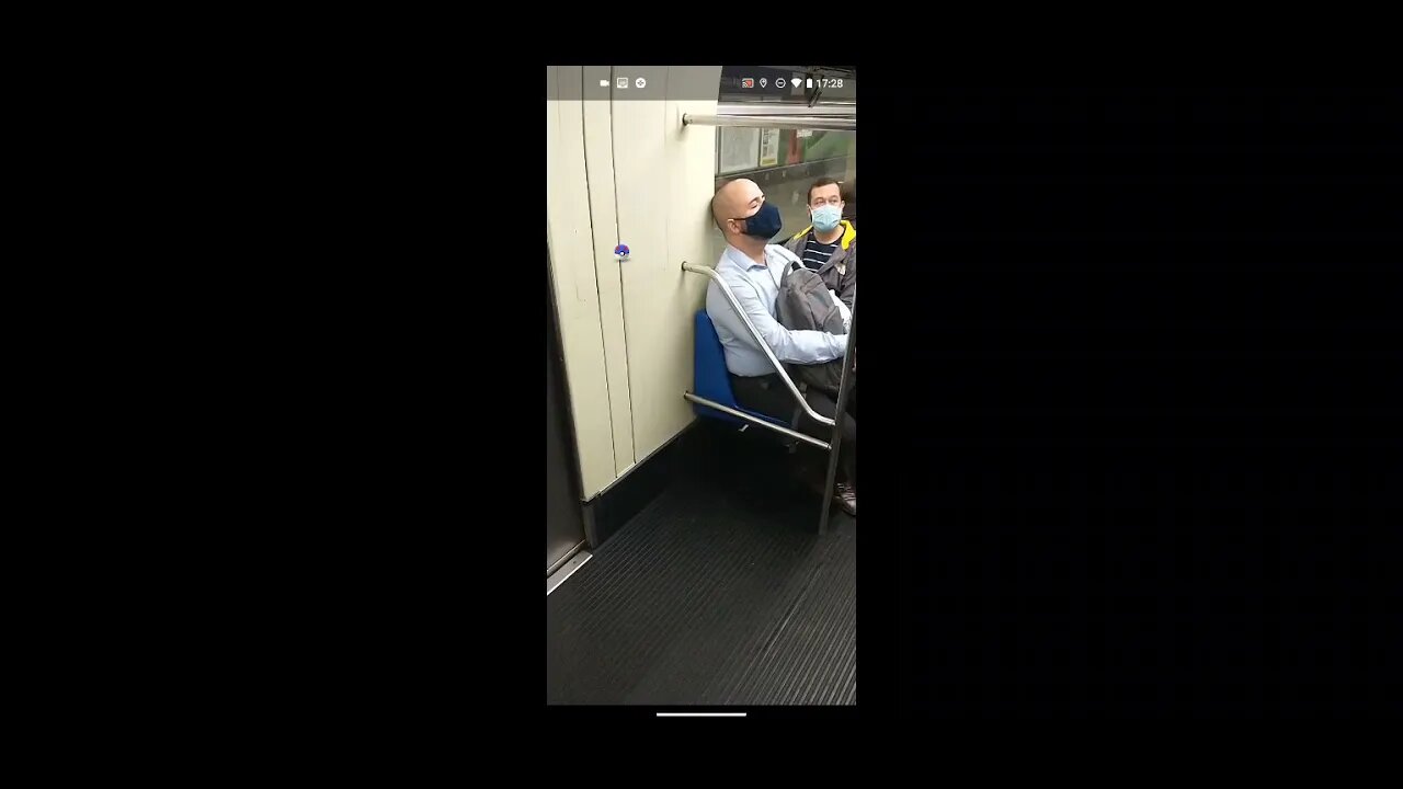 Jogando PokéGO fora de casa u.u