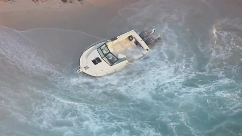 Chopper 5 video of suspected maritime smuggling event in Boynton Beach