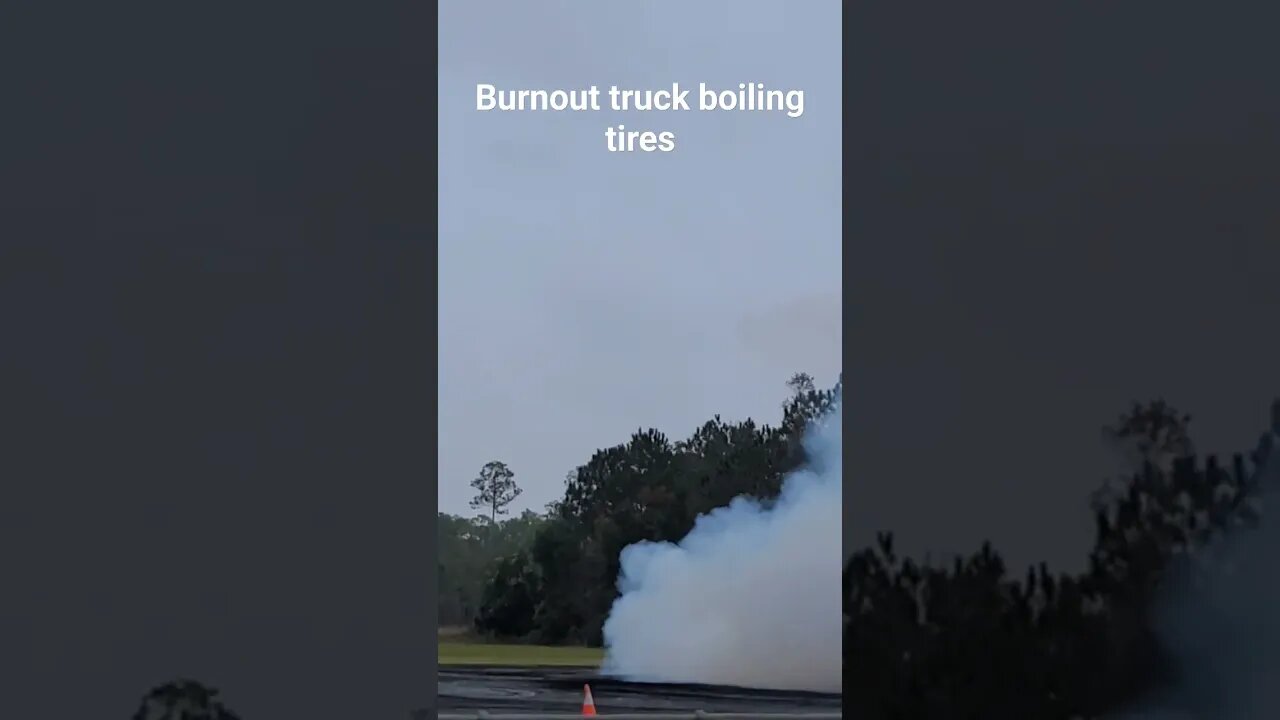 Burnout truck boiling some tires at WW Ranch #burnout #carevent #freestyle