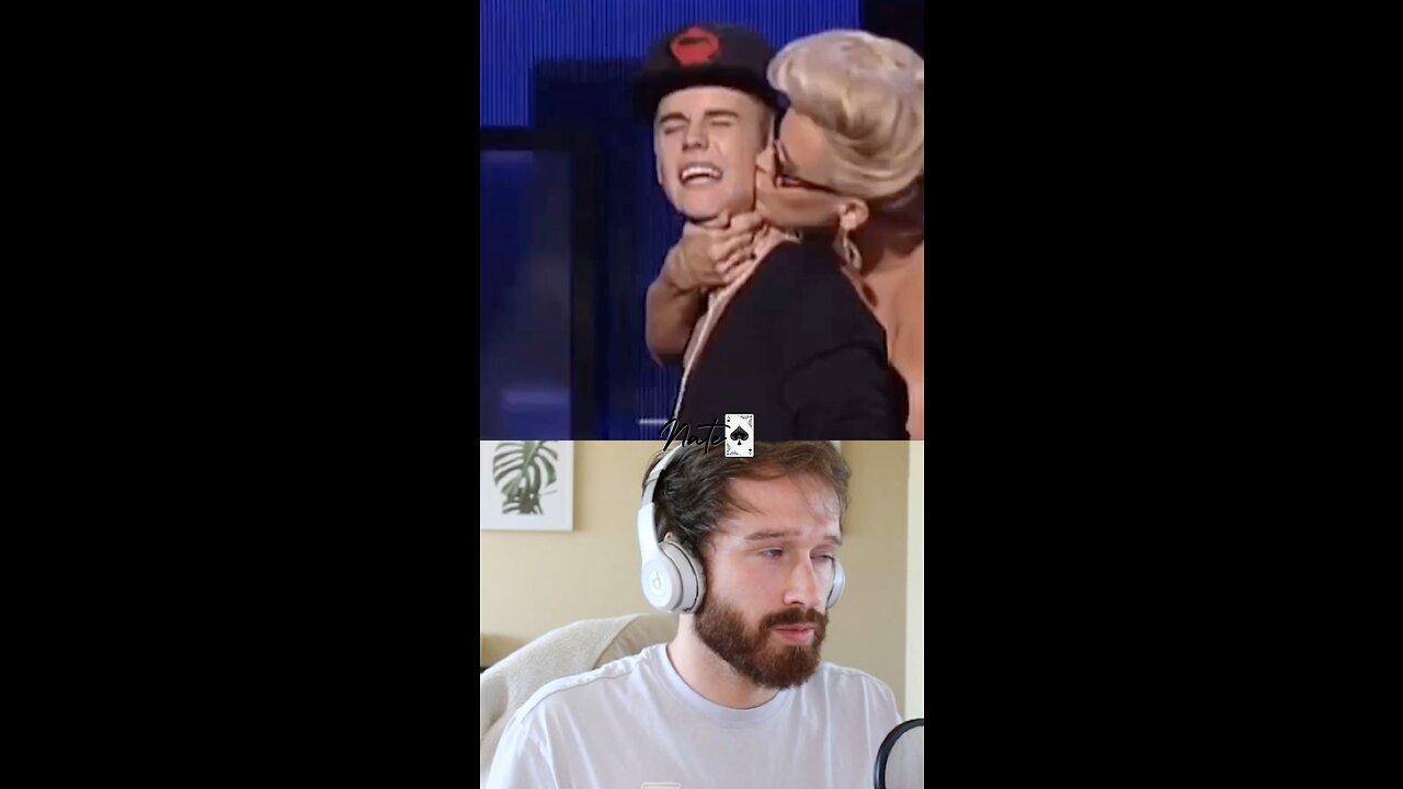 Imagine if a guy did that at an awards show