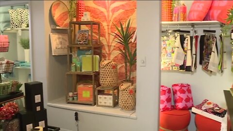 Mac discovers Sip and Al Johnson's