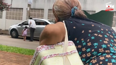 Vendedora de picolé se torna um anjo ao salvar criança!
