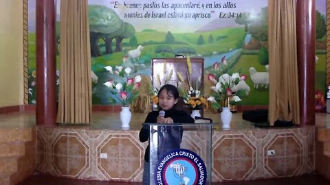 Hna Ivon Cruz Cantando