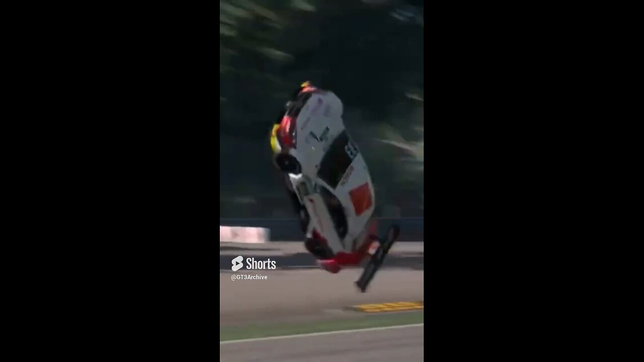 Insane Audi crash at Monza!