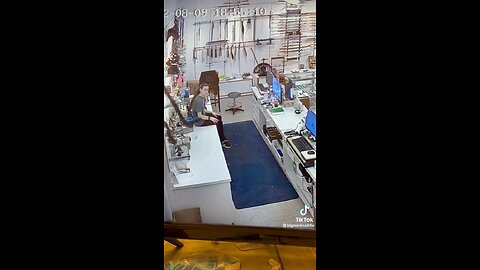 Ghost trying to rob a store !