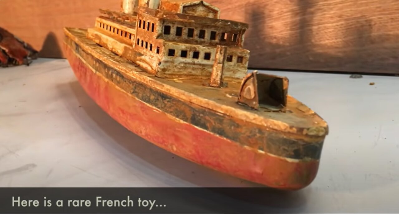 Abandoned rusty toy - Antique JEP boat 1930 - Full restoration