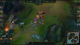 Yasuo player underestimating Gangplank's damage.