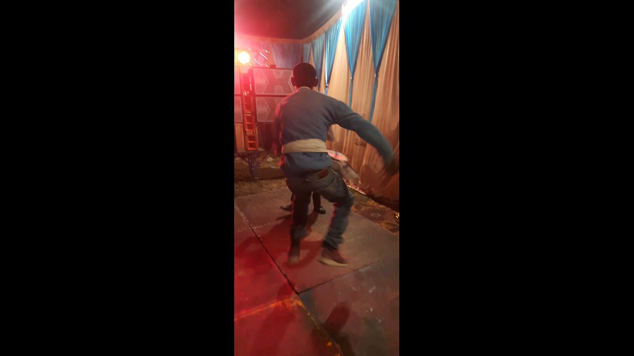 mad man dancing in bhojpuri song