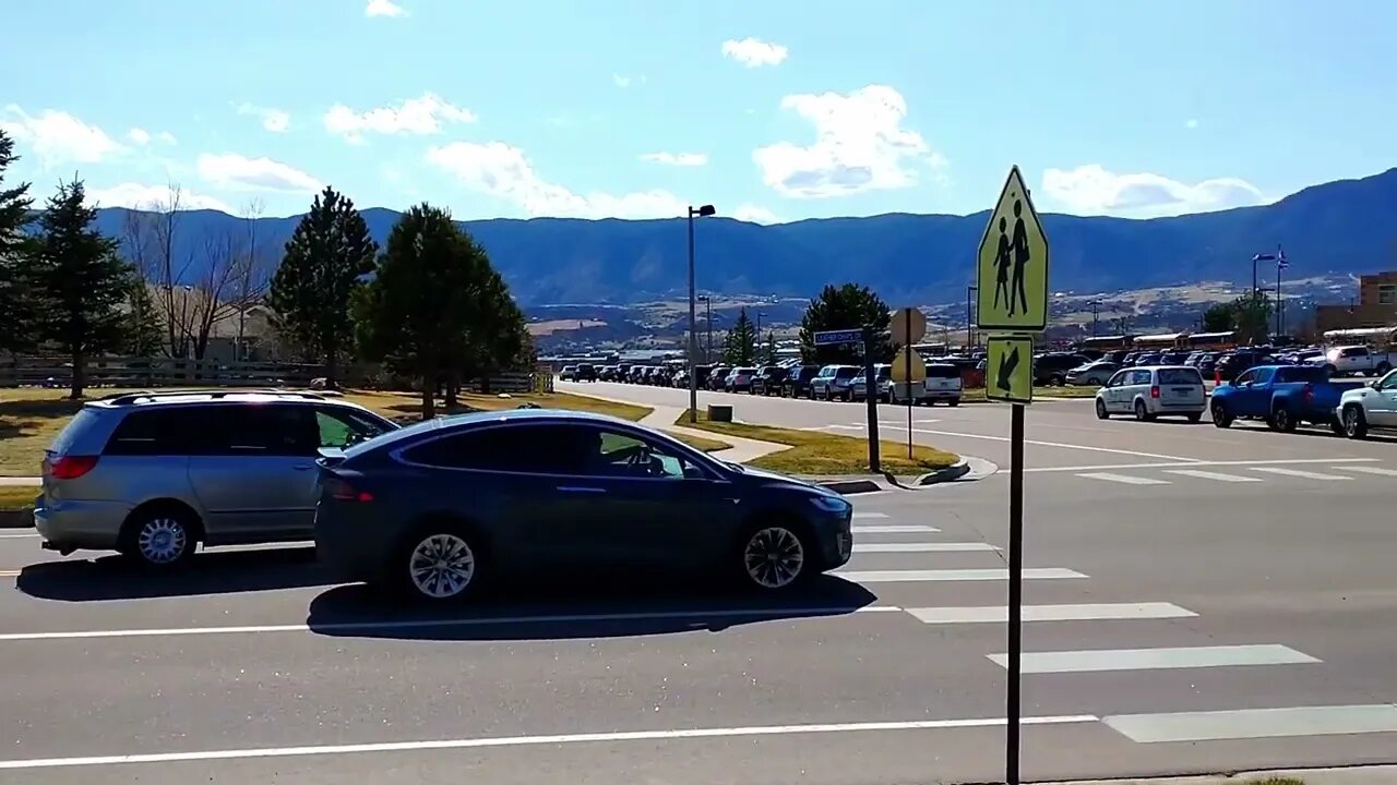 2022 Bad Drivers - Bear Creek Elementary School Monument, Colorado!