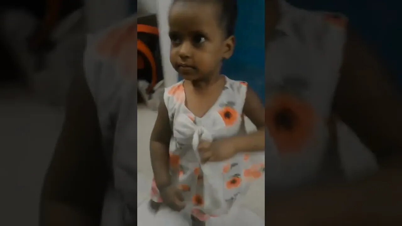 என்னமா ஆடுது பாருங்க@KarthikTarasu