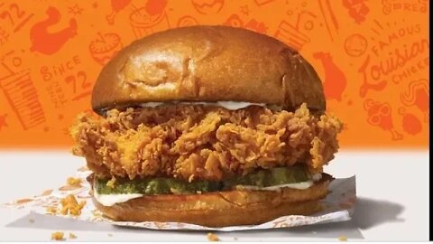 Mukbang Popeyes chicken sandwich ASMR