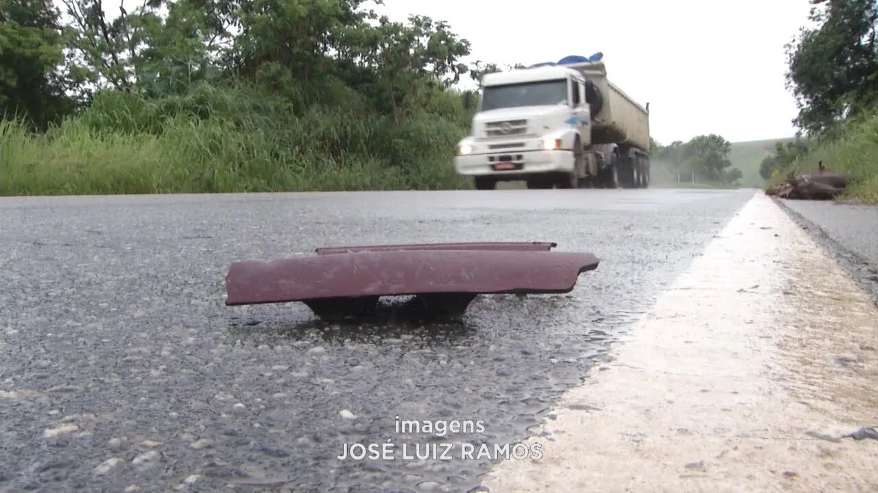 Homem morre e duas pessoas ficam feridas após acidente na BR-259 em Gov. Valadares