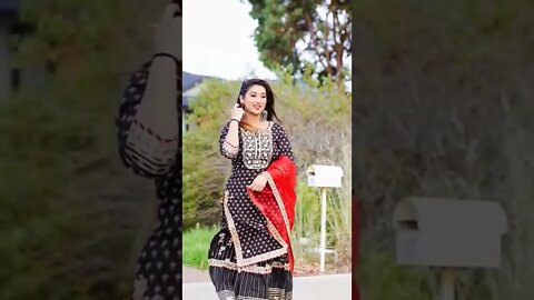 Desi Girl 16 #Bantasticfun #ytshorts #dance #desidance #desigirl #desigirldance #viral #viral2022
