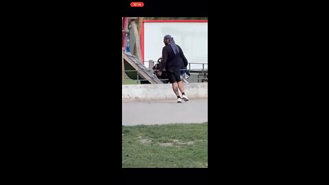 Syrian Refugee stabs 8 kids and 2 Adults