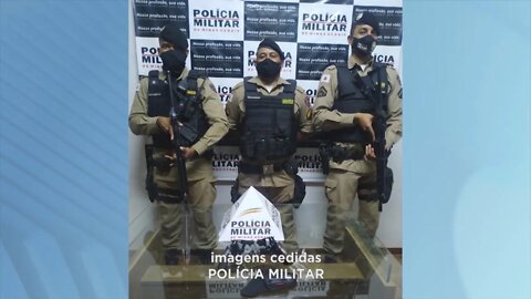 Duas armas de fogo apreendidas pela Polícia Militar durante cavalgada em Araçuaí