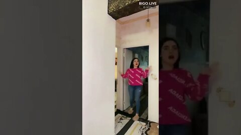 VIDEO BUZZ+18
