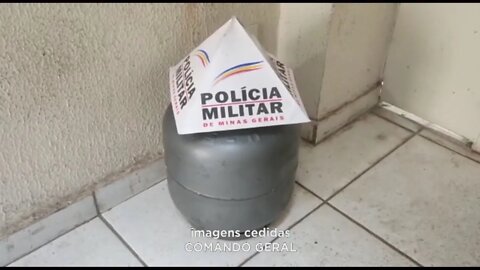 Dois jovens presos suspeitos de furtar botijão de gás de casa de mulher em Gov. Valadares