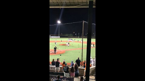 Round 4 walkoff to advance