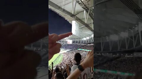 Torcida do Vasco zoando a do Cruzeiro no Maracanã- Vasco 1x0 Cruzeiro